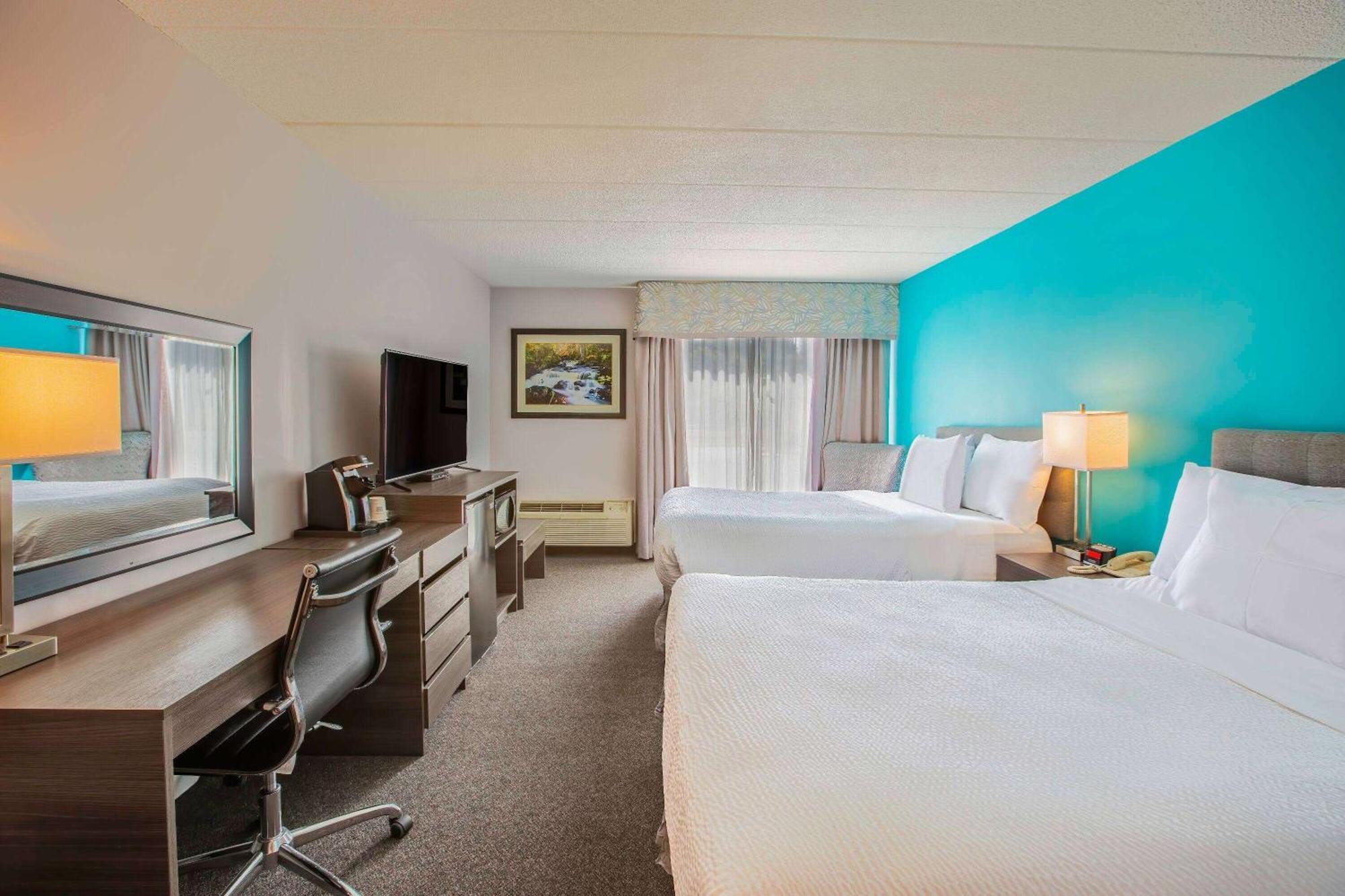 Days Inn By Wyndham Sudbury & Conference Centre Exteriér fotografie