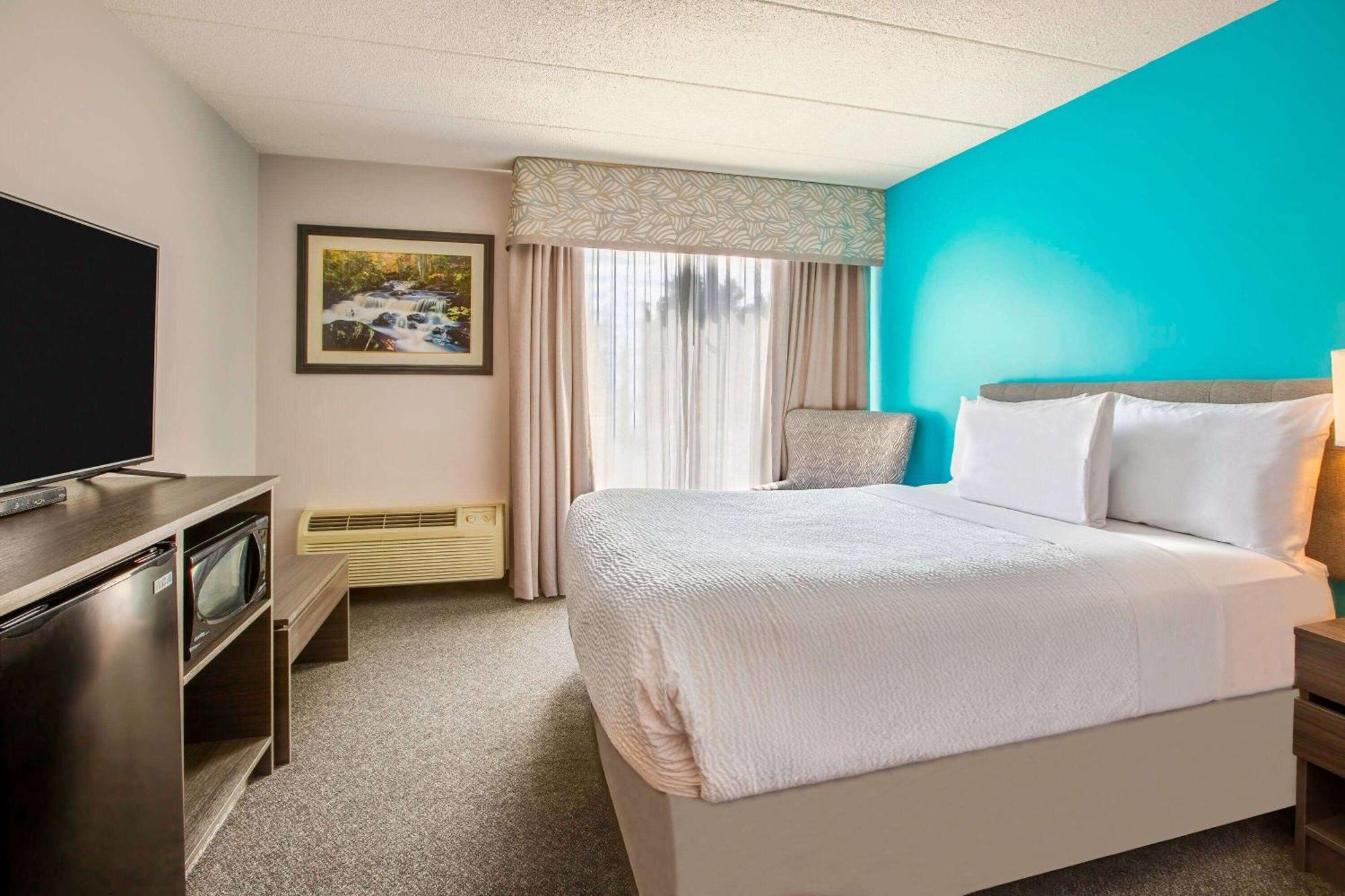Days Inn By Wyndham Sudbury & Conference Centre Exteriér fotografie