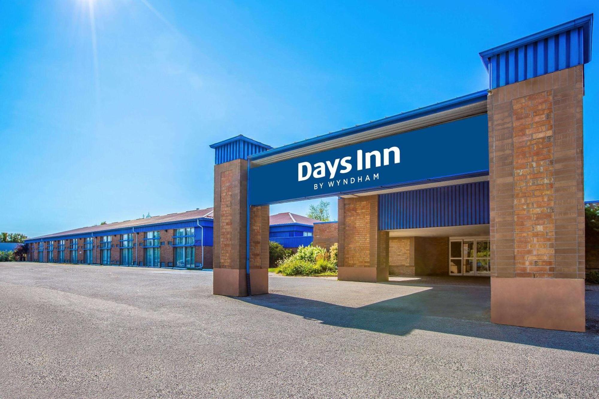 Days Inn By Wyndham Sudbury & Conference Centre Exteriér fotografie